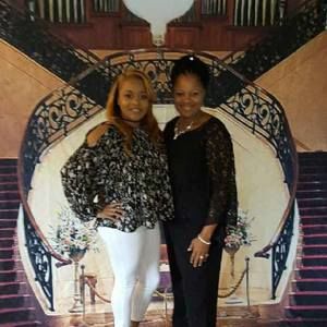 Meet your Posher, Beverly